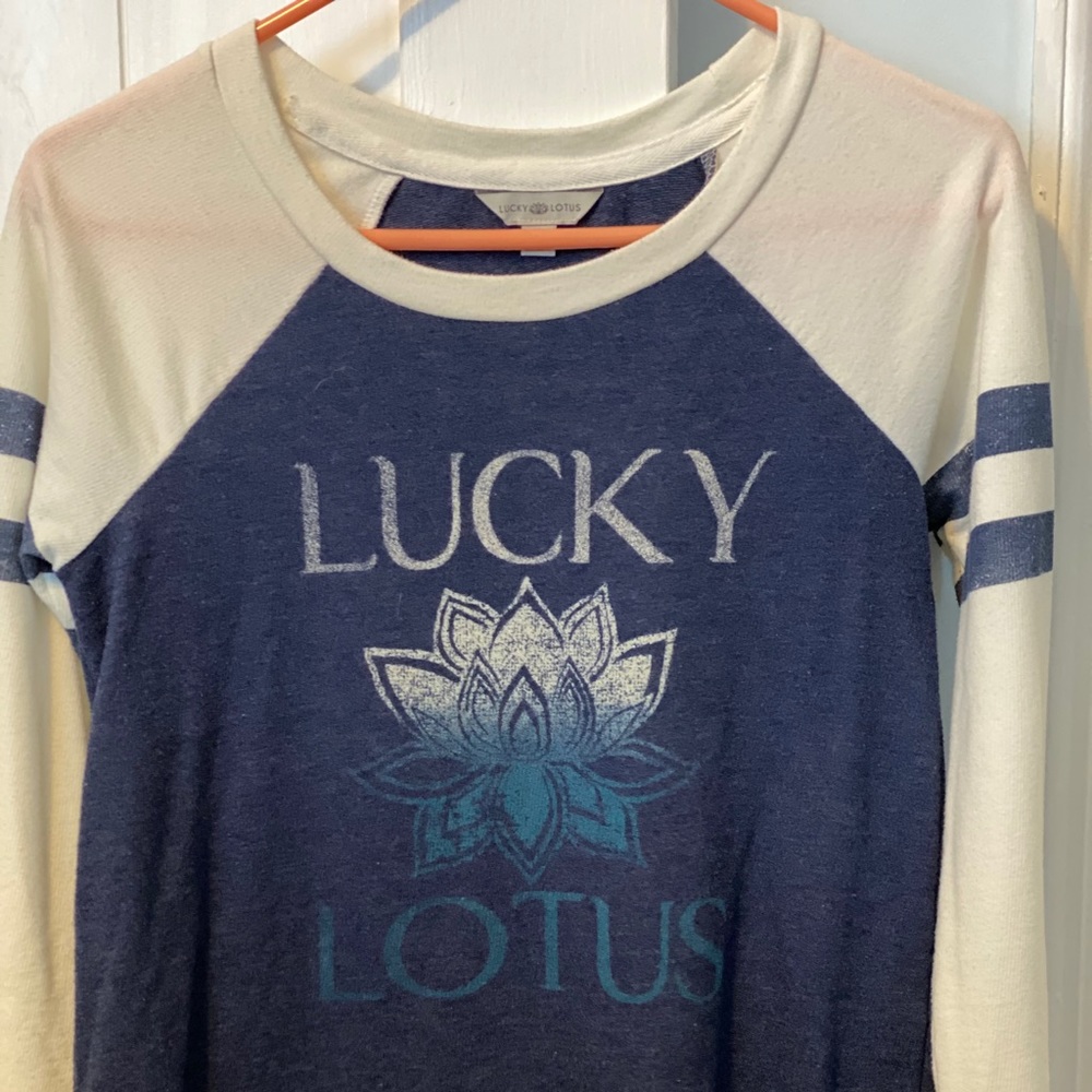 Lucky light Sweater